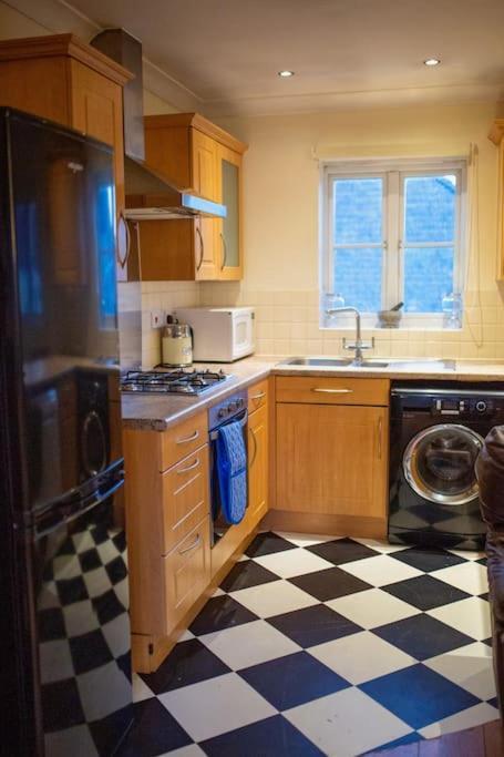 Апартаменты Marley'S Coach House - Фроум Экстерьер фото